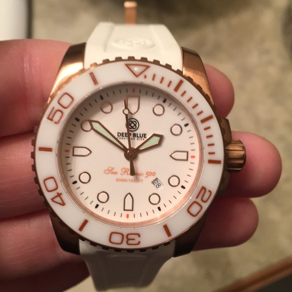 Women’s Invicta Deep Dive watch
